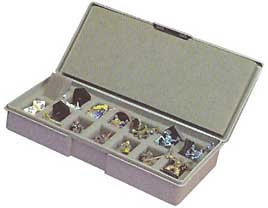Small Figure Carrying Case: 14 25mm Figure Capacity chx02860