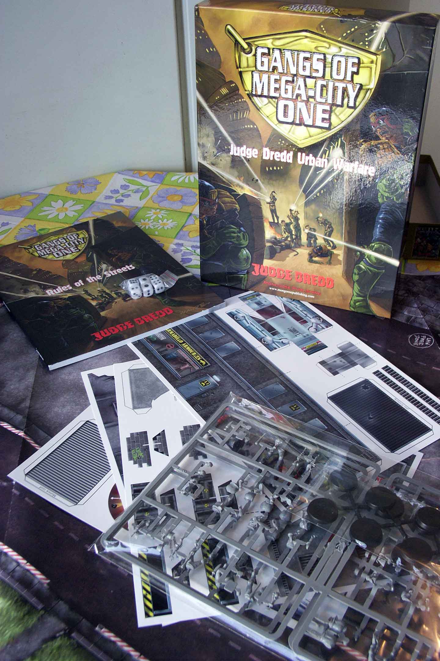 Gangs of Mega-City One
