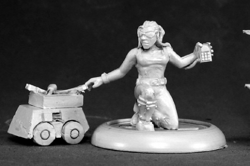 Briony, Cybertechnician