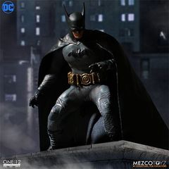 One:12 Collective: Dc Comics - Batman - Ascending Knight