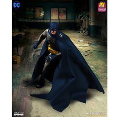 One:12 Collective: Dc Comics - Batman - Ascending Knight (Blue Version)