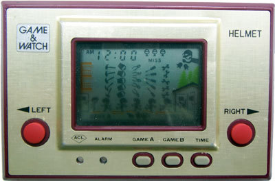 Game & Watch: Helmet (Single Screen - Gold Series)