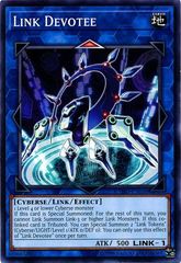 Link Devotee - CYHO-EN036 - Common - Unlimited Edition