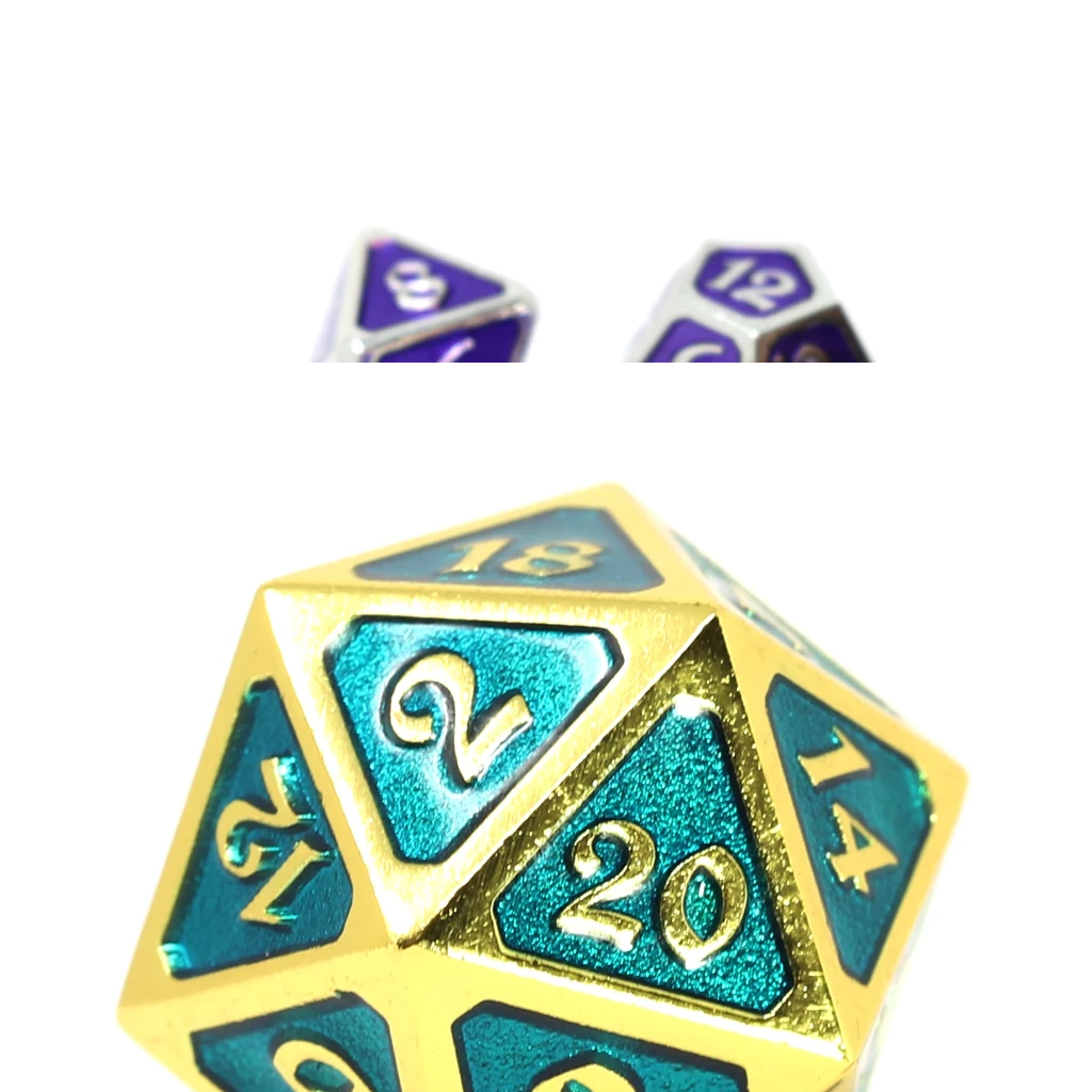 Single d20 - Mythica Gold Aquamarine