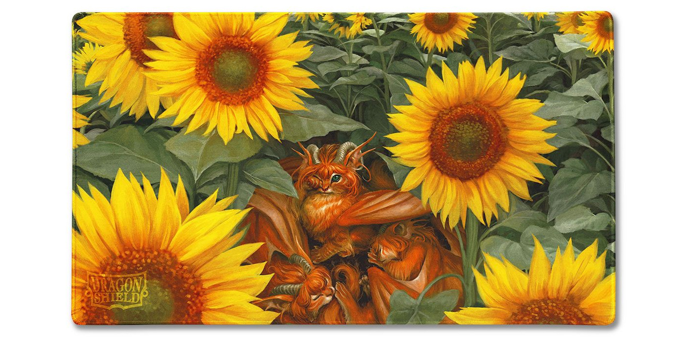 Dragon Shield - Playmat -  Tangerine Dyrkottr, Dragon of Curiosity