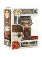 Harry Potter Series - #08 - Harry Potter (w/ Quidditch Robes) (Hot Topic Pre-Release)