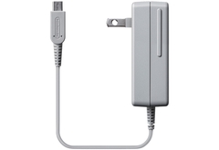 Nintendo AC Adapter white