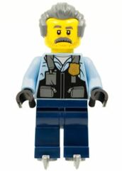 LEGO Sam Grizzled (Ice Skates) Minifigure