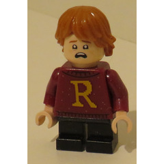 LEGO Ron Weasley with 'R' on Dark Red Pullover, short legs Minifigure