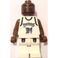 LEGO NBA player, Kevin Garnett, Minnesota Timberwolves Minifigure White Uniform #21