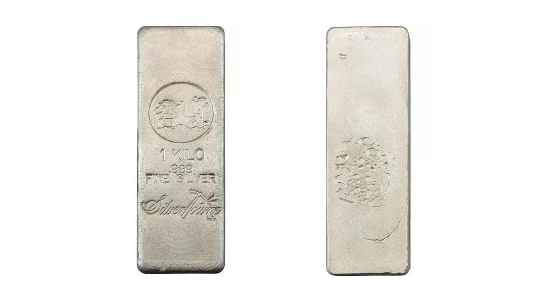 1 Kilo SilverTowne Poured Silver Bar