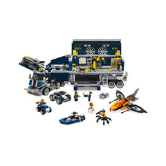 LEGO Mobile Command Center Set 8635