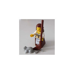 LEGO Castle Advent Calendar Set 7979-1 Subset Day 18 - Maid with Broom and Rat