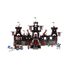 LEGO Vladek's Dark Fortress Set 8877