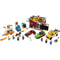 LEGO Tuning Workshop Set 60258