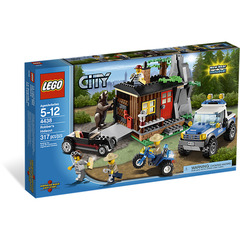 LEGO Robbers' Hideout Set 4438
