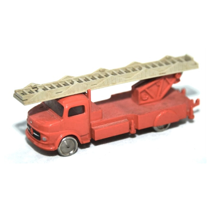LEGO 1:87 Mercedes Fire Truck Set 655-2