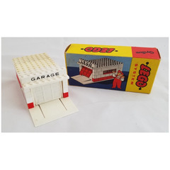 LEGO Garage and Van Set (White base and door frame) 236-1