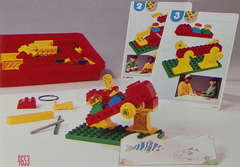 LEGO Mechanical Toy Shop Set 9653