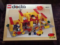 LEGO DUPLO - Home Set 9977