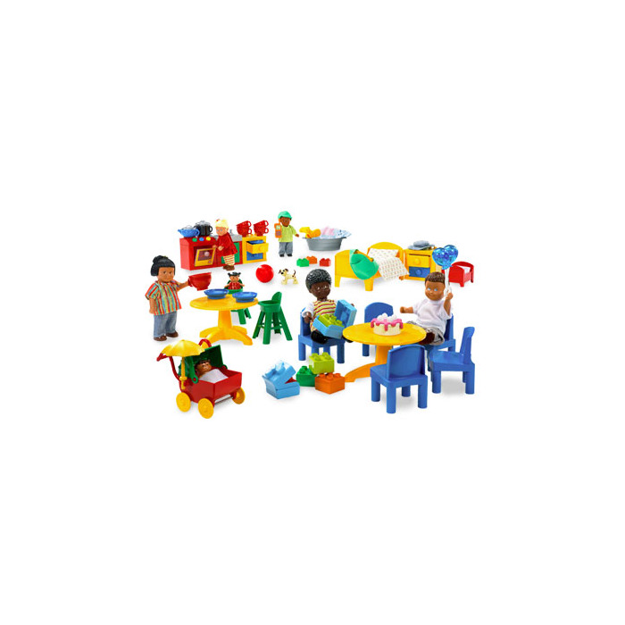 LEGO Dolls Family Set 9215