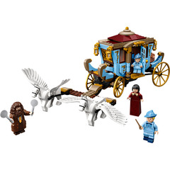 LEGO Beauxbatons' Carriage: Arrival at Hogwarts Set 75958