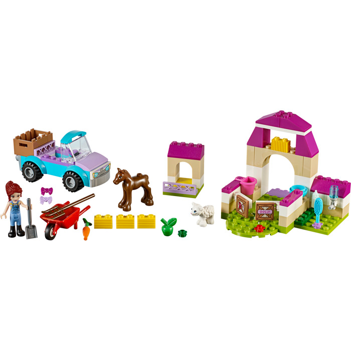 LEGO Mias Farm Suitcase Set 10746