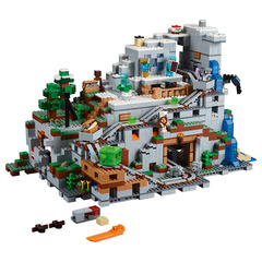 LEGO The Mountain Cave Set 21137
