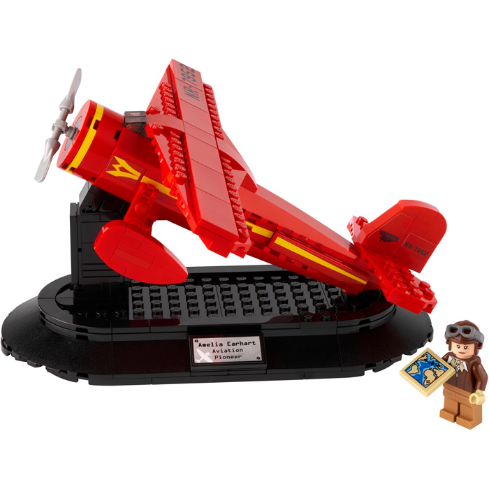 LEGO Amelia Earhart Tribute Set 40450