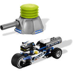 LEGO Storming Enforcer Set 8221