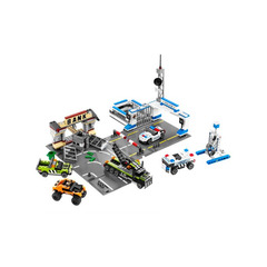 LEGO Brick Street Getaway Set 8211