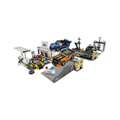 LEGO Bridge Chase Set 8135