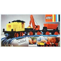 LEGO Diesel Locomotive with Crane Wagon and Tipper Wagon Set 724