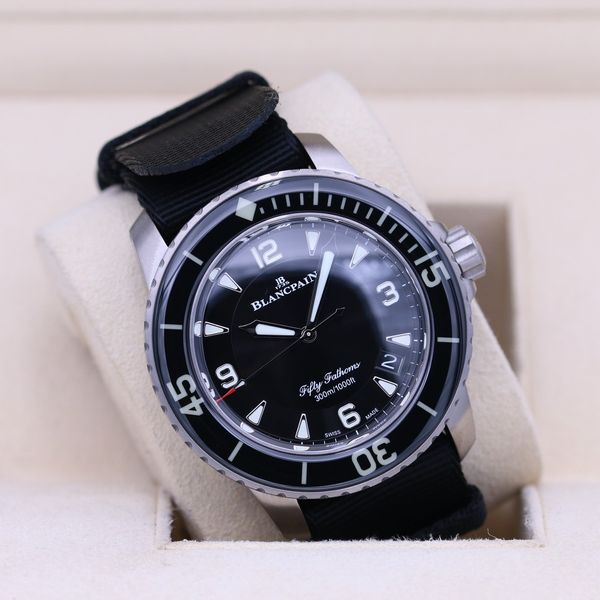 Blancpain 5015-12B30-NABA - Fifty Fathoms