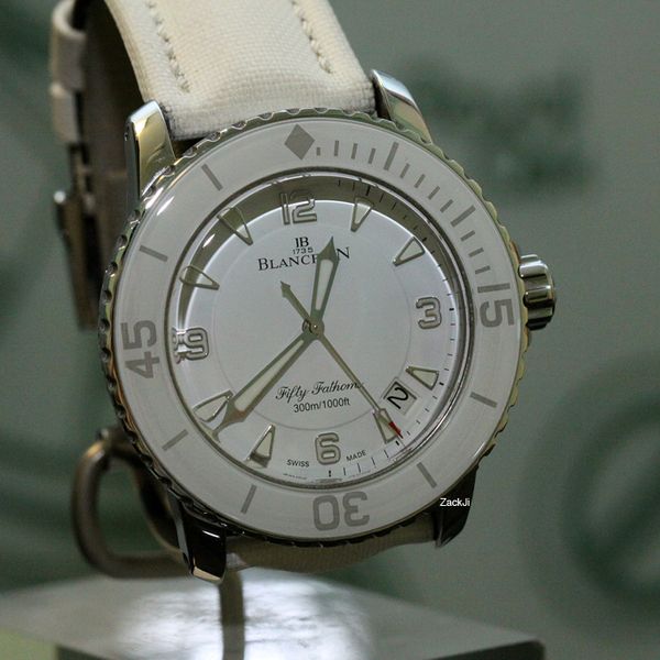 Blancpain 5015-1127-52A - Fifty Fathoms Automatique