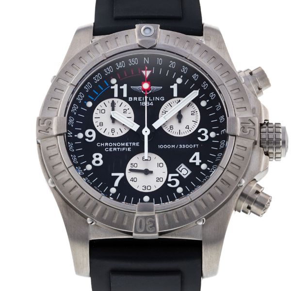 Breitling E73360 - Chrono Avenger M1