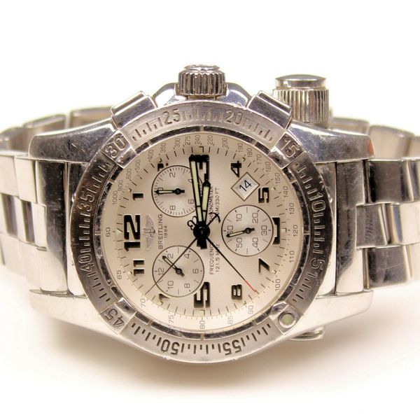 Breitling A73322 - Emergency Mission Quartz