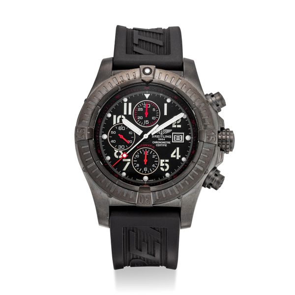 Breitling M13370 - Super Avenger Blacksteel