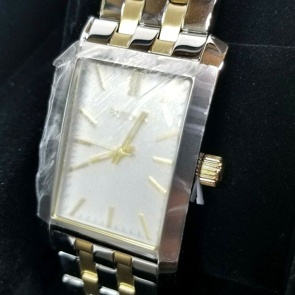 Bulova 98A137 - Classic