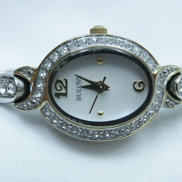Bulova 98L005 - Crystal