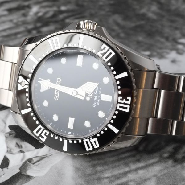 Grand Seiko SBGX117 - Quartz Diver