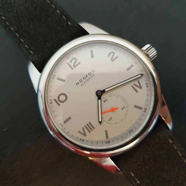 Nomos 735 - Club Campus 38