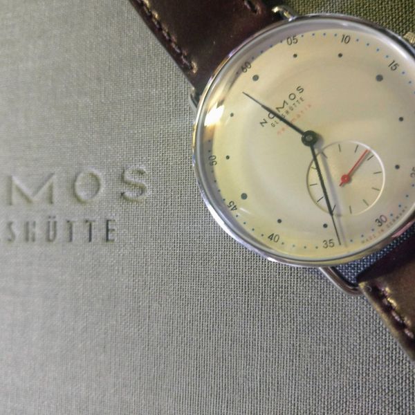Nomos 1106 - Metro Neomatik