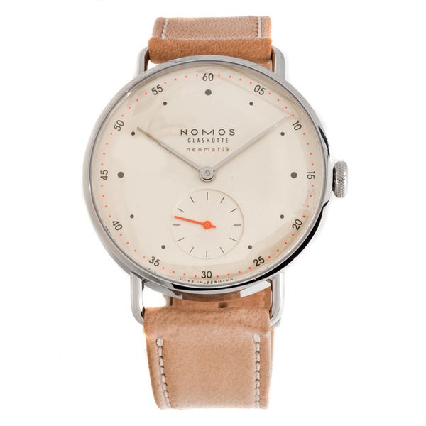 Nomos 1107 - Metro Neomatik Champagner
