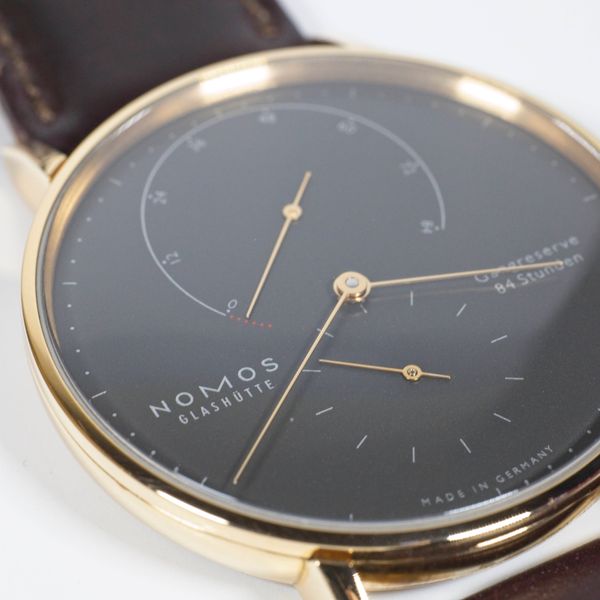 Nomos 954 - Lambda 39 Samtschwarz