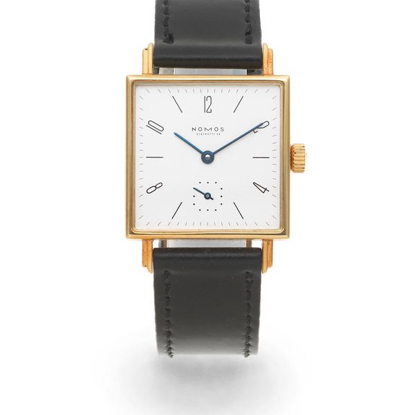 Nomos 555 - Ahoi
