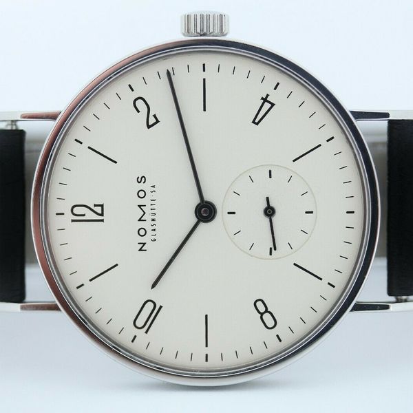 Nomos 107 - Tangente Datum
