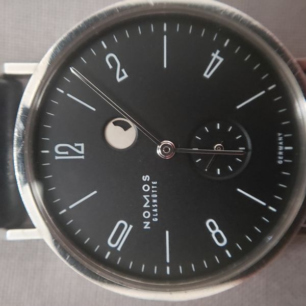 Nomos 173 - Tangente Gangreserve Anthrazit