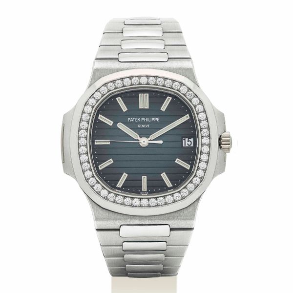Patek Philippe 5713/1G - Nautilus 5713