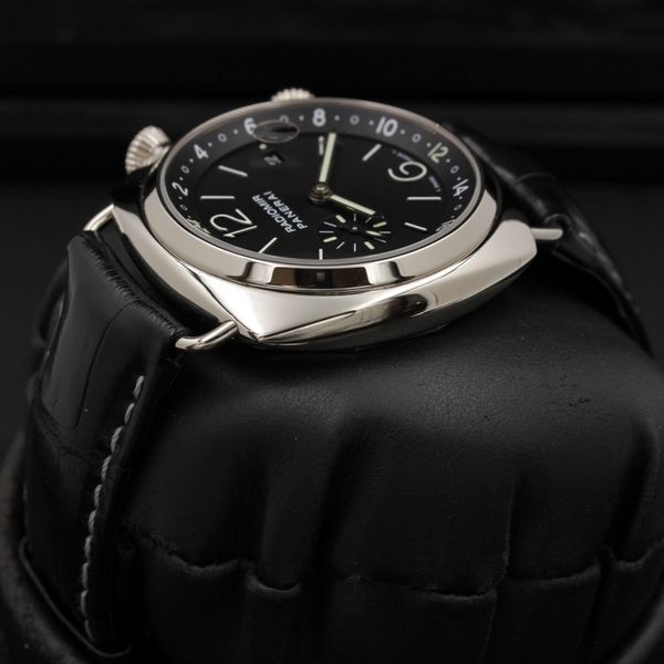 Panerai PAM185 - Radiomir GMT White Gold